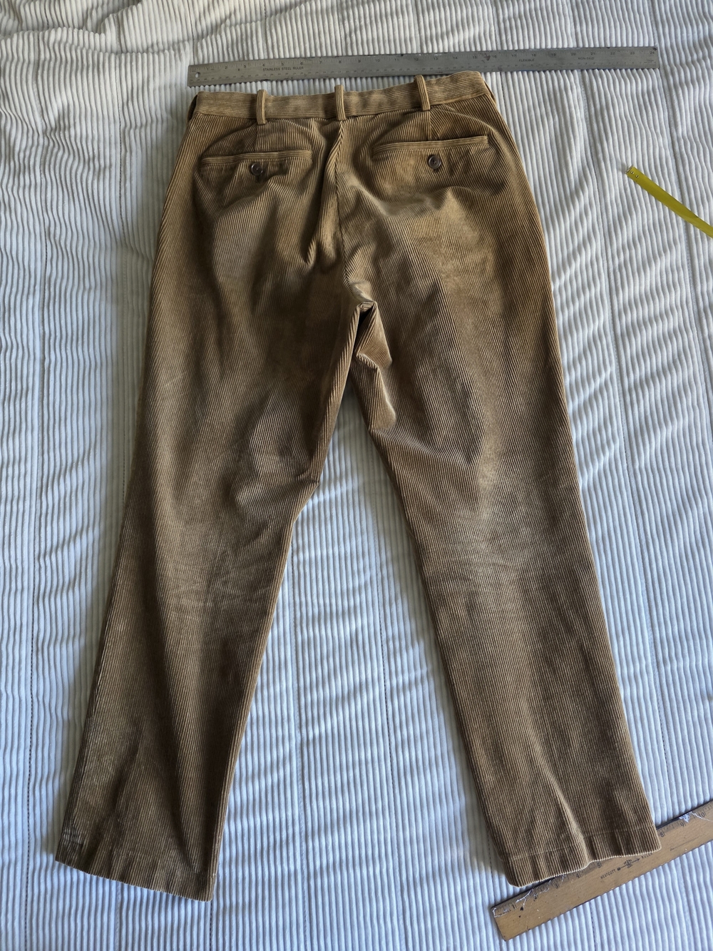 Uniqlo Men's Stretch Waist Band Corduroy Pants in Warm Brown - Picture 3 of 10
